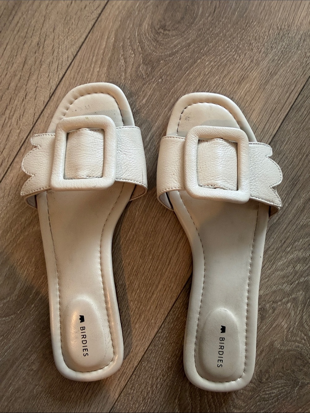 Birdies Cream Scalloped Buckle Slide Mules